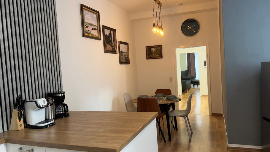 Dining, Cozy Koblenz Apartment With City Views, Koblenz