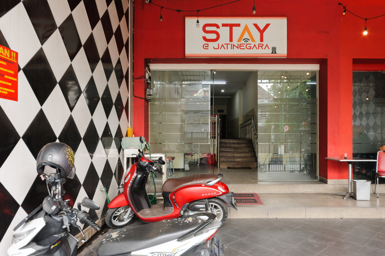 Exterior & Views 4, RedDoorz Syariah @ Jatinegara, East Jakarta