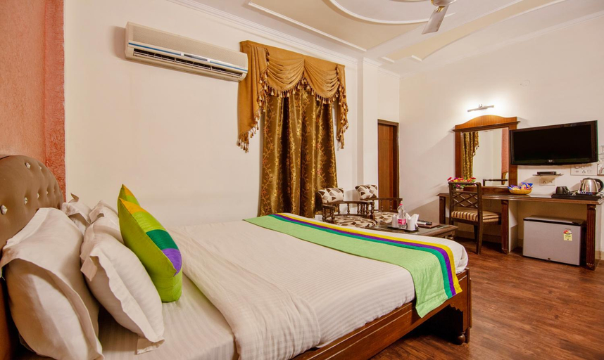 Bedroom 12
