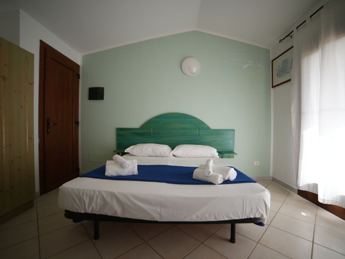 Bedroom 4, Il borgo di Badesi, Olbia-Tempio