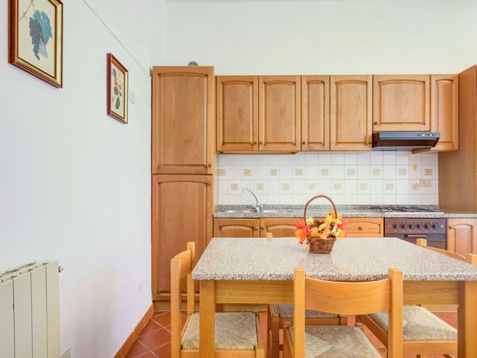 Private kitchen 3, Apartment in Peccioli with Pool and Wine Tasting, Pisa