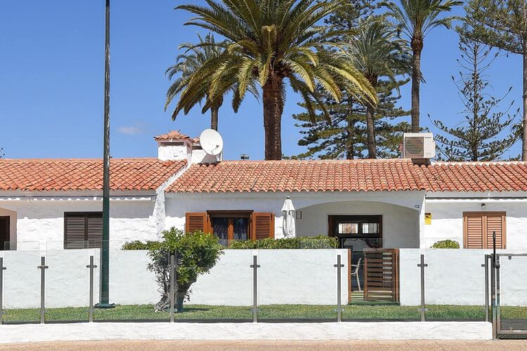 Exterior 2, Central Bungalow With Pool, Las Palmas