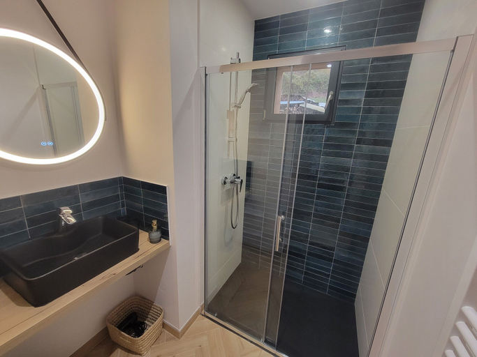 Bathroom 3, L'Alpage, Savoie