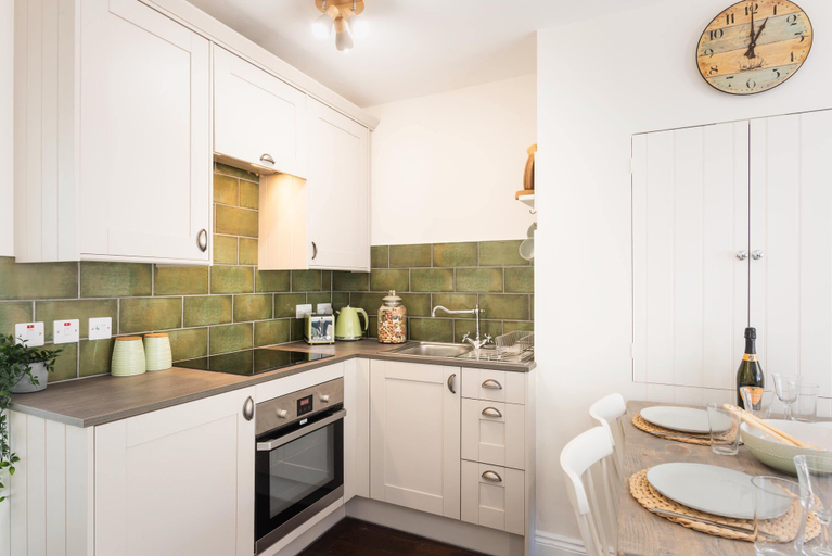 Room 5, Host Stay Coombe Cottage, Dorset