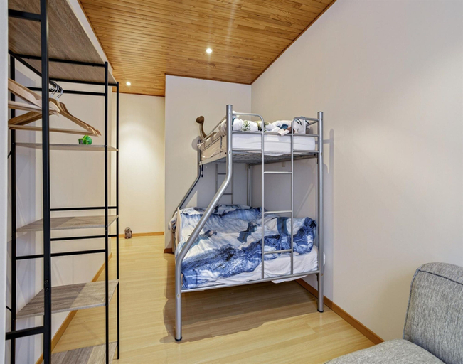 Room 3, Apartment in Blankenberge Near Sea Dyke, West-Vlaanderen