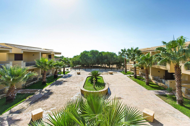 Exterior & Views 2, Apartment in Triscina by the Sea & Pools, Trapani