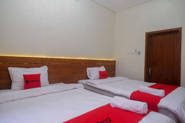 Bedroom 13