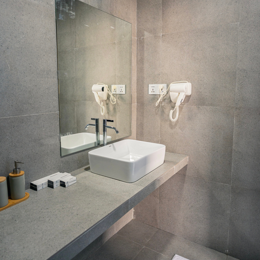 Bathroom 5, Kawaland Glamping Resort, Bintan