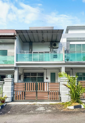 Exterior & Views, 4 Bedroom Landed House, Batu Pahat