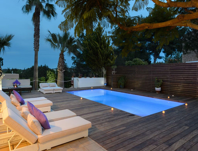 Pool 4, Majestic Villa Near San Antonio, Baleares