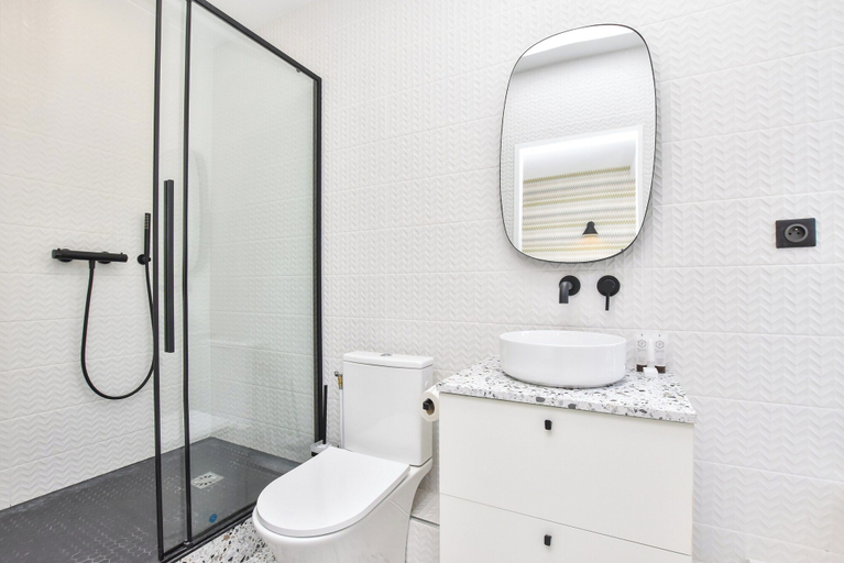 Bathroom 4, Charming Studio - 2P- Javel/eiffel Tower, Paris