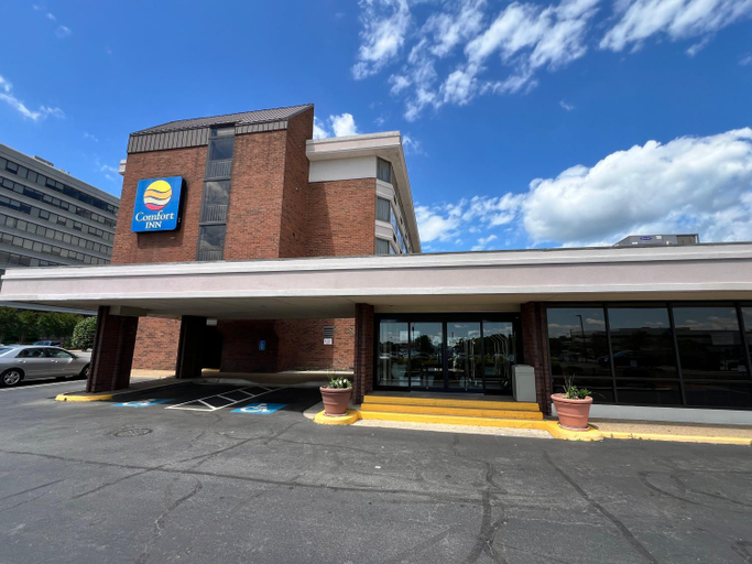 Exterior & Views 1, Comfort Inn Springfield, Fairfax