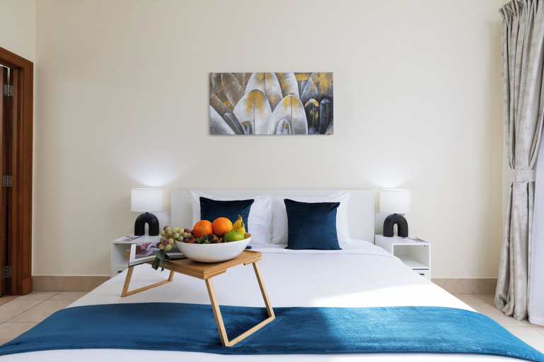 Bedroom 3, Maison Privee - Stylish & Spacious Apartment in Downtown Dubai, Dubai