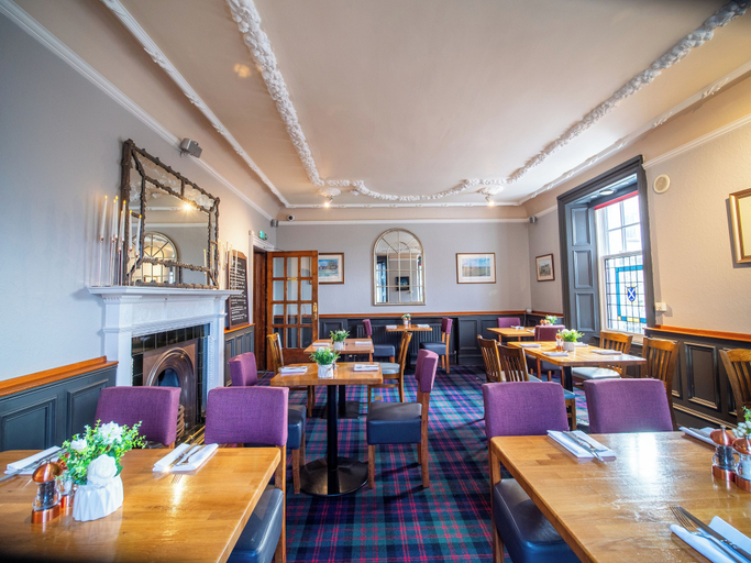 Food & Drinks 5, Abbotsford Hotel, South Ayrshire