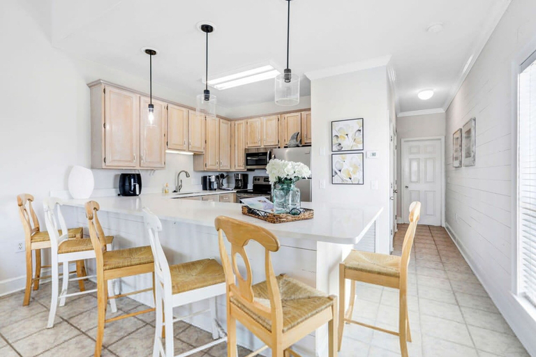 Room 5, Camp David 4 4 Pool Beach Views Sleeps 16, Baldwin
