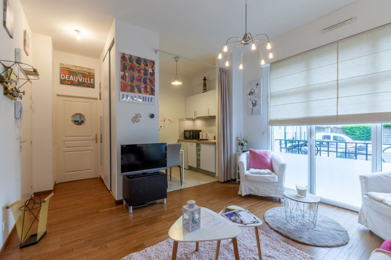 Living area 4, Cosy Studio - 2P - Port de Deauville, Calvados