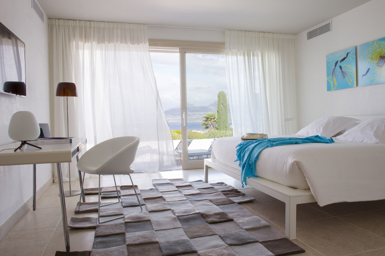 Bedroom 3, La Villa Calvi, Haute-Corse