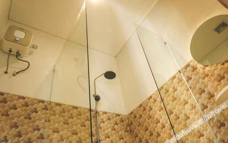 Bathroom 3, La Luna Resort Yogyakarta (permanently closed), Sleman