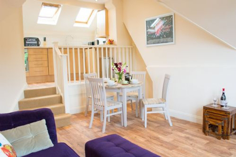 Room 4, Host Stay Apartment 7 York Terrace, Norfolk