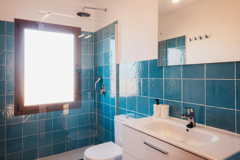 Bathroom 2, Villa Upupa, Las Palmas