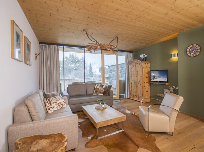 Others 4, Modern Flat With Sauna & Balcony, Zell am See