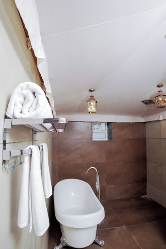 Bathroom 3, Yadu's Jawai by Alcor, Pali