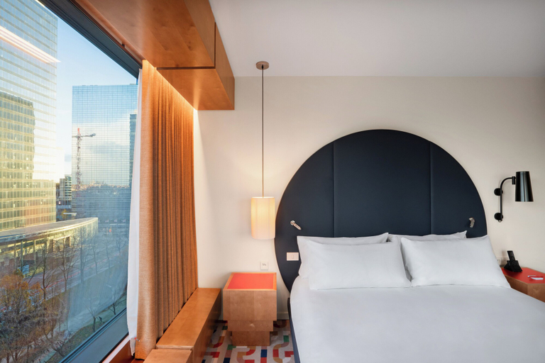 Bedroom 3, The Standard Brussels, Bruxelles