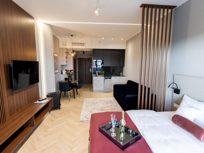Room 4, Apartment in Szczecin With Pool and Jacuzzi, Szczecin