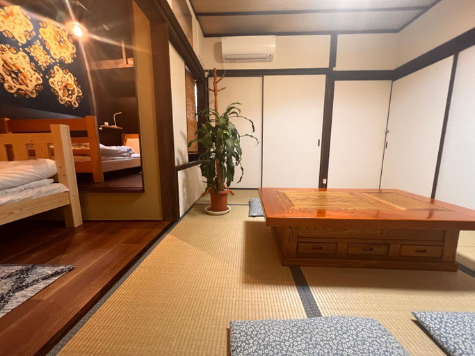 Others 3, Dormitory Omitsu, Nara