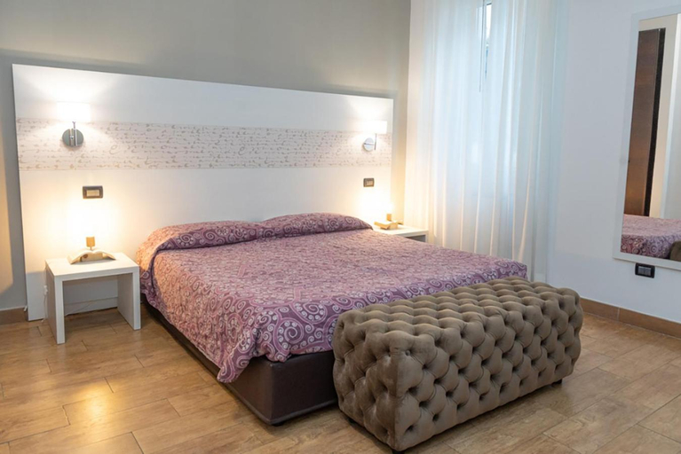 Bedroom 12