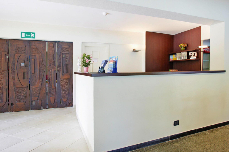 Others 4, Apartment in Pietra Ligure With Garden, Savona