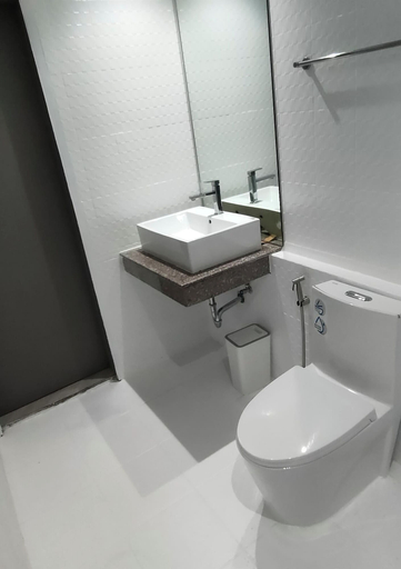 Bathroom 4, Doze Patong, Pulau Phuket