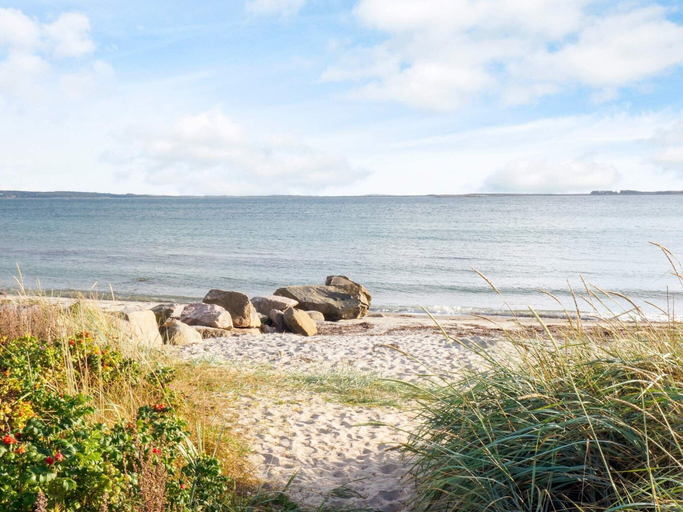 Beach 4, 4 Person Holiday Home in Askloster, Varberg