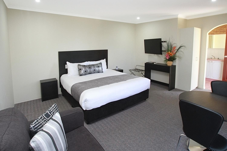 Bedroom 6