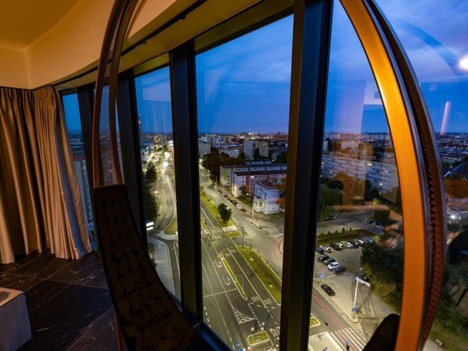 View from property 4, Luxury Apartment, Swimming Pool, Jacuzzi, Szczecin, Szczecin