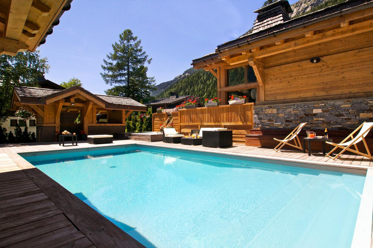 Others 4, Les Rives d'Argentiere Luxury Chalet, Haute-Savoie