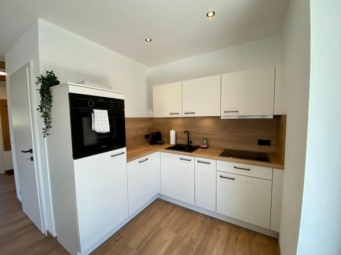 Private kitchen 4, Saalfelden Apartment Balcony Mountainview, Zell am See