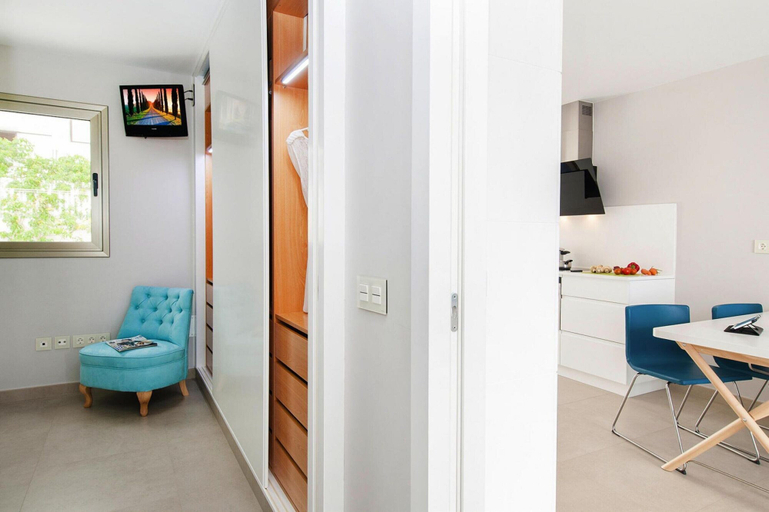 Room 2, Holiday Flat With sea View in Maspalomas, Las Palmas