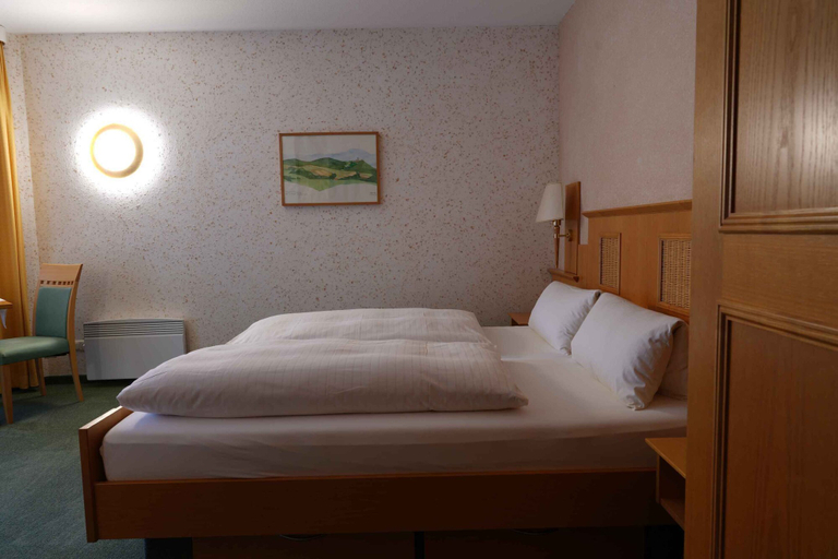 Bedroom 4, G. Hotel Müller, Lichtenfels