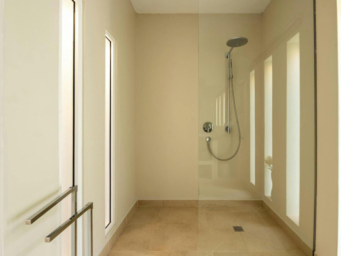 Bathroom 4, Holiday Home With Outdoor Barbecque, Baleares