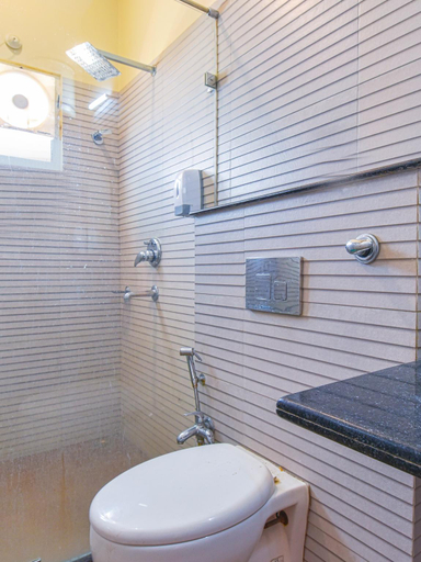 Bathroom 7