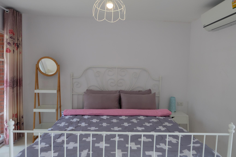 Bedroom 18