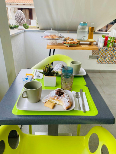 Others 5, B&b Diamond, Trapani