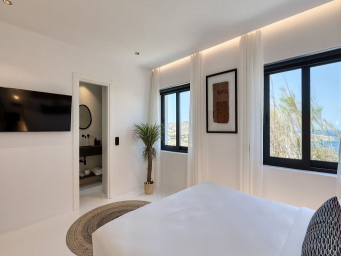 Room 3, Soothing Holiday Home With Outdoor hot tub, South Aegean