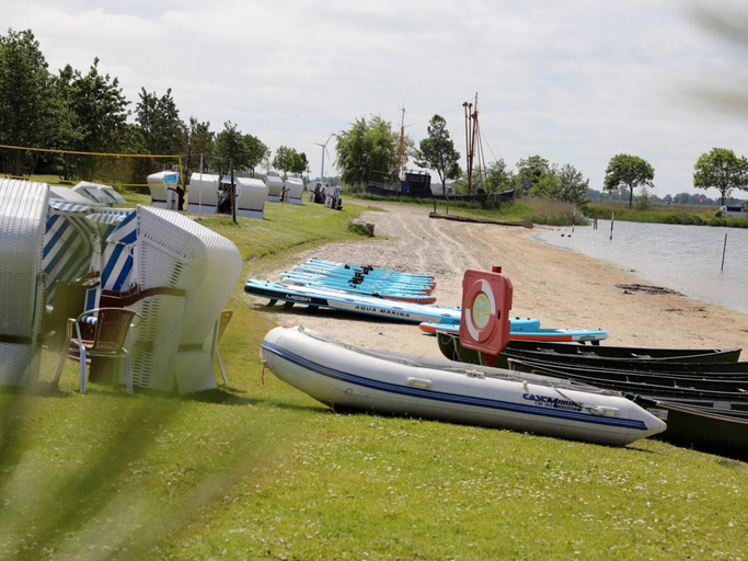 Beach 5, All-inclusive Resort Room in Wangerland, Friesland