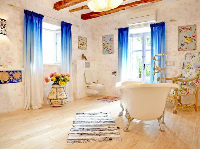 Bathroom 2, Holiday Home With Alfresco Dinning, Baleares