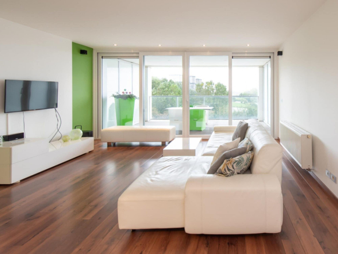 Living room 3, South Facing Apartment With Terrace, West-Vlaanderen