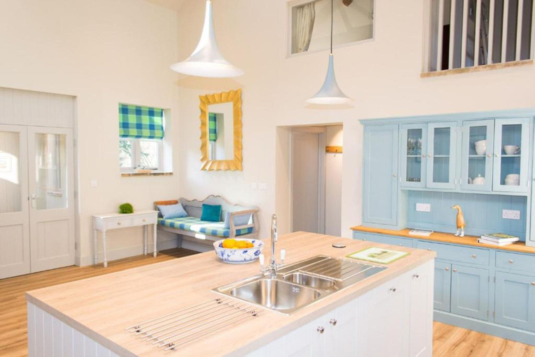 Room 3, Host Stay Boathouse Barn, Norfolk