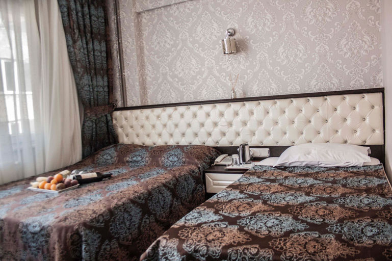 Others 3, Sirkeci Esen Hotel, Fatih