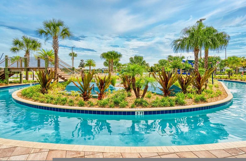 Room 3, Spacious 6 Bed Home With Pool in Prime Storey Lake, Osceola